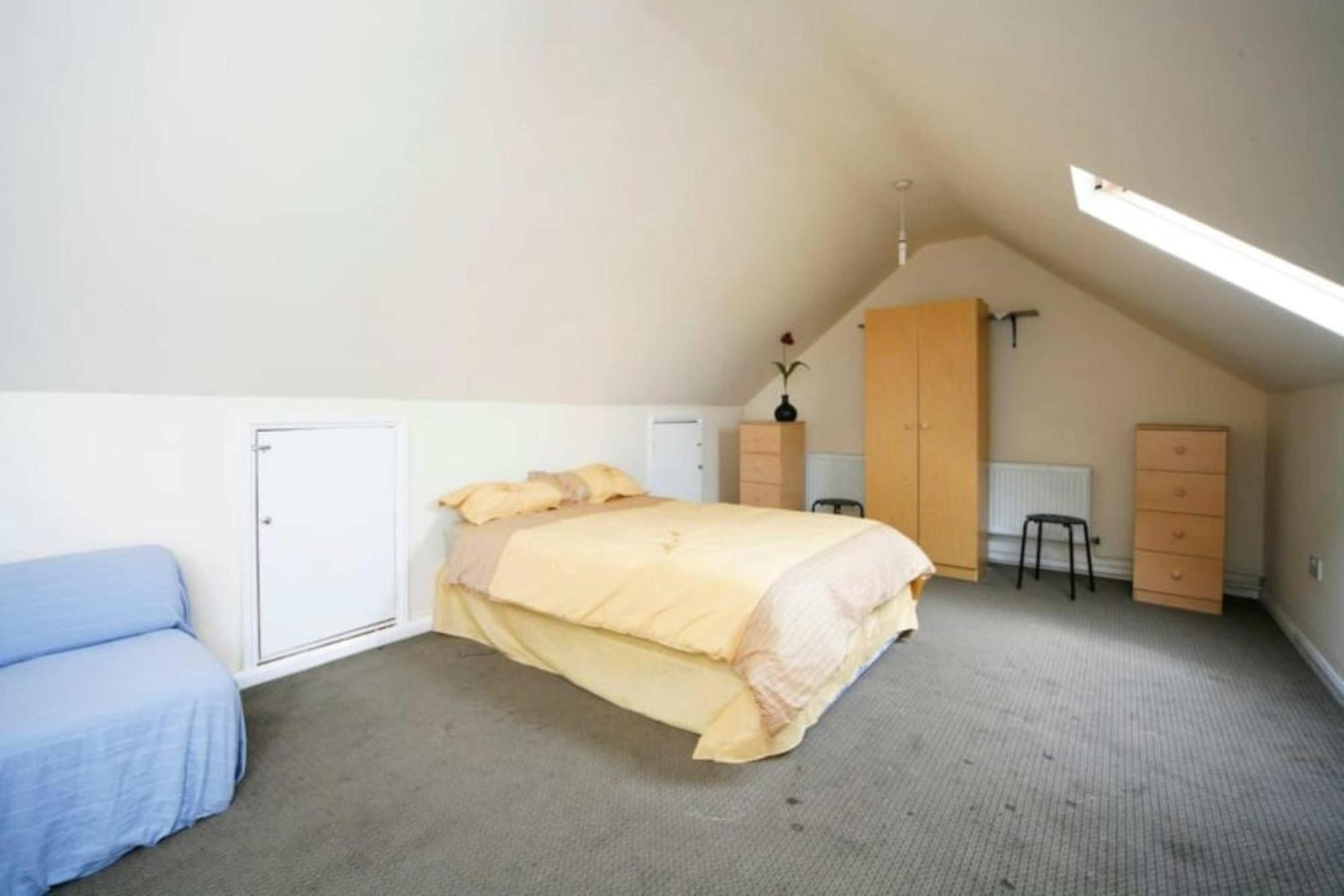 Economy Quadruple Room